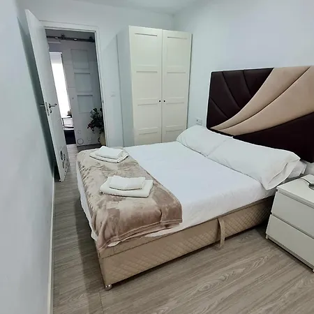 Apartman Davila *